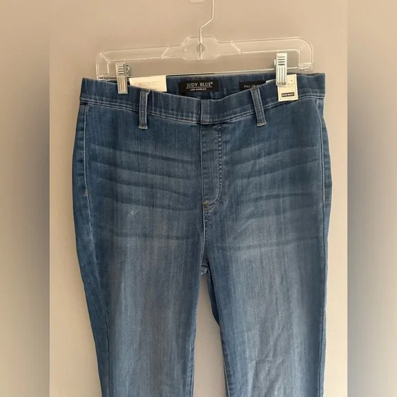 Judy Blue Jeans Women’s SZ 11/30 Pull On High Waist Flare Medium Wash Stretch - Picture 2 of 12